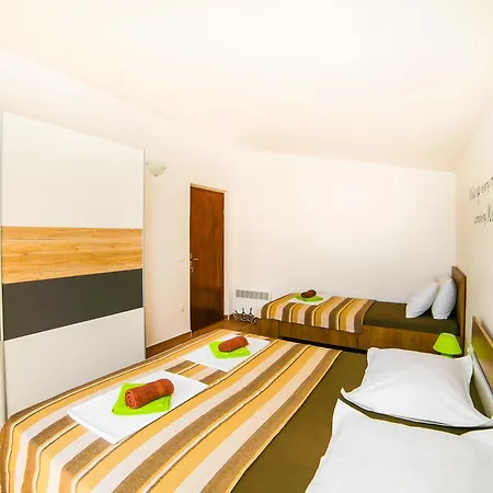 Adriatic Apartment Makarska