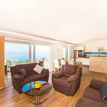 Adriatic Apartment Makarska *