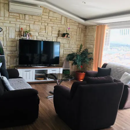 Adriatic Apartment Makarska Daire