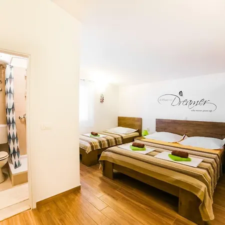 Adriatic Apartment Makarska Daire Makarska