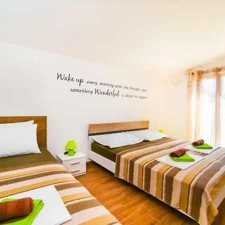 Adriatic Apartment Makarska Daire Makarska