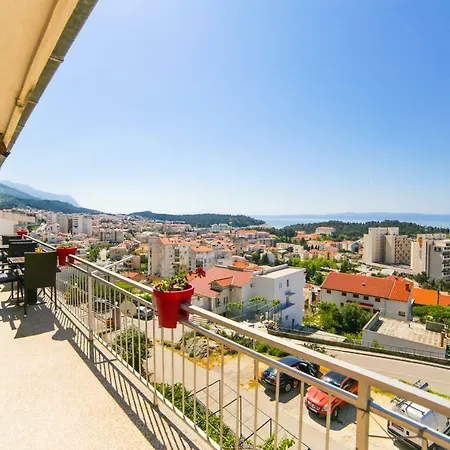 Daire Adriatic Apartment Makarska *