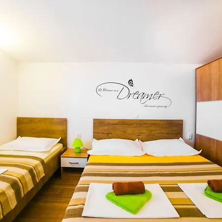 Adriatic Apartment Makarska