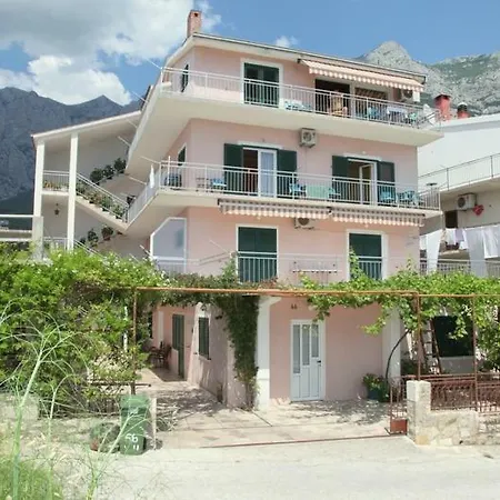 Daire Adriatic Apartment Makarska *